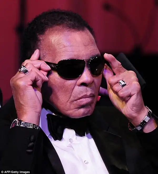 Muhammad Ali released from hospital for 73rd birthday celebration