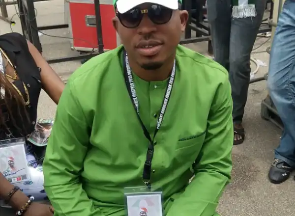 Naeto C is Proudly #TeamJonathan! Rocks All-Green Outfit at Declaration Ceremony – PHOTO