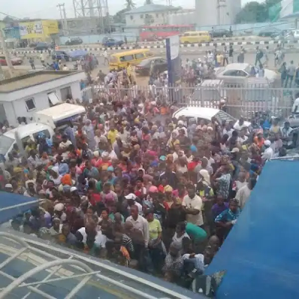 One Month To Deadline, 32m Nigerians Yet To Do Their BVN Registration - CBN