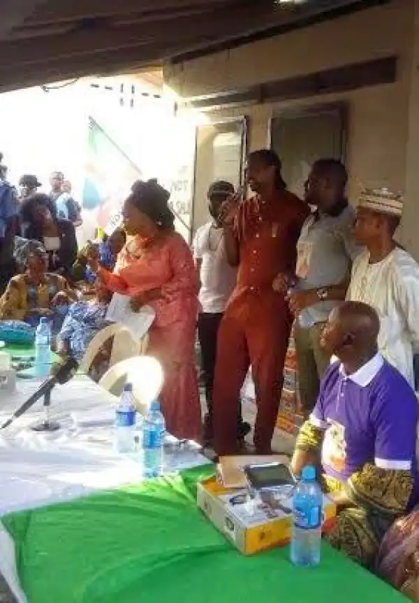 Photos: Desmond Elliot donates to widows via his foundation