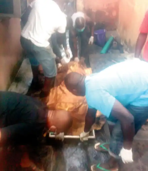 Photos: Fire Kills Family Of Seven In Lagos Apartment