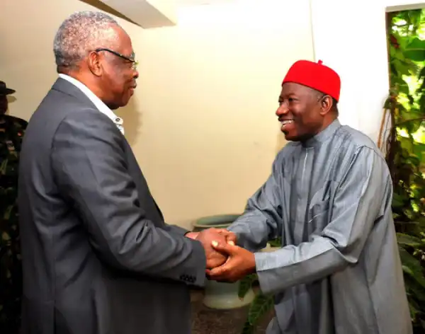 President Jonathan Visits Gen T. Danjuma At His Home