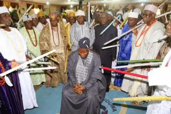 President Jonathan visits the Ooni of Ife