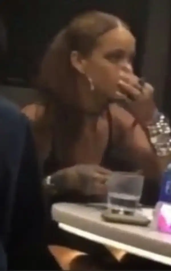Rihanna Denies Taking Cocaine On A Tour Bus.