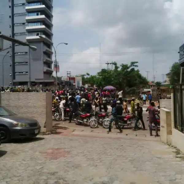 Riot As Reckless Bullion Van Driver Murders An Okada Driver In Abeokuta