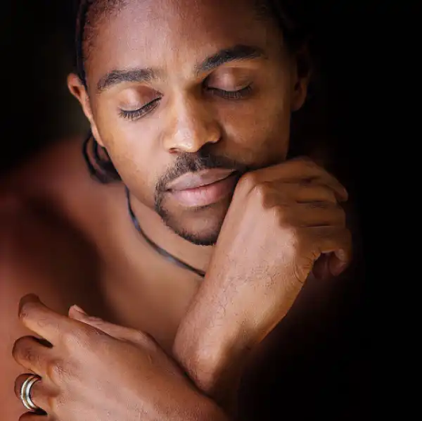 See Amazing Throwback Portrait Photo Of Footballer Kanu Nwankwo 