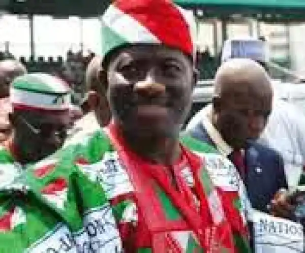 Thugs Suspected to be From PDP Disrupts President Jonathan’s Visit To Edo State