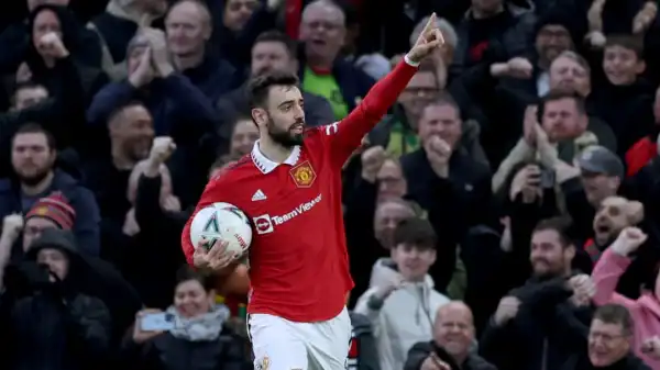 Bruno Fernandes overtakes Man Utd cult heroes with milestone 60th goal