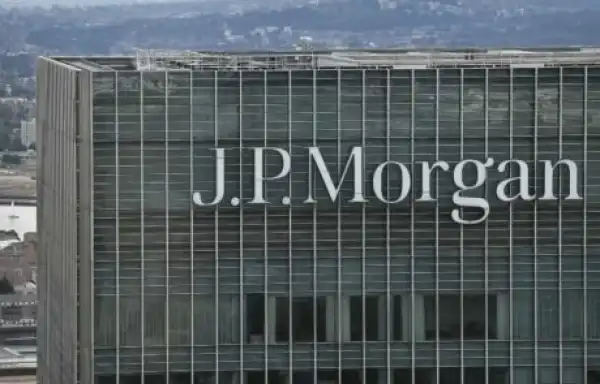 JPM Survey: 30% Agree With Warren Buffett on Bitcoin Being ‘Rat Poison’