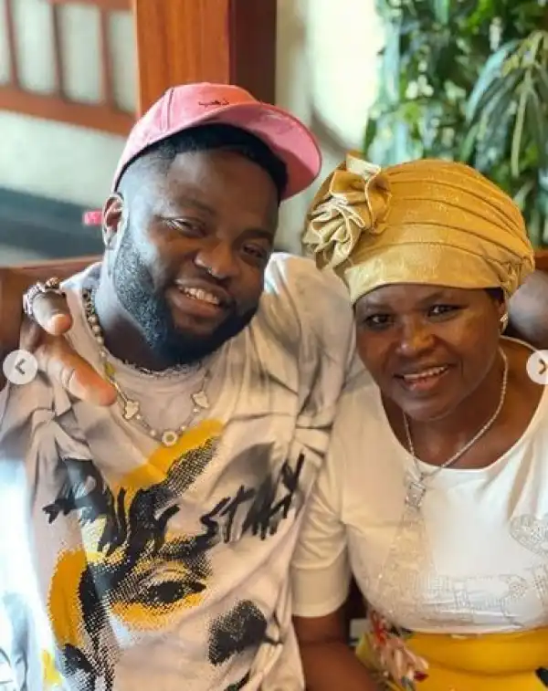 It Hurts - Singer Skales Writes As He Loses Mum