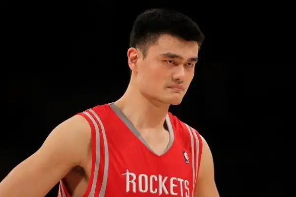 Chinese Basketball Player Yao Ming Biography & Net Worth (See Details)