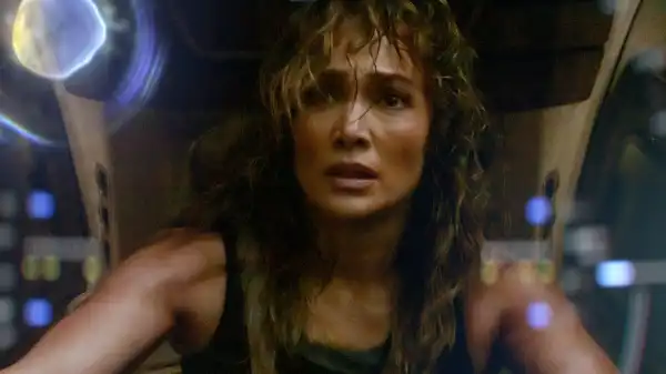 Atlas: Jennifer Lopez’s Netflix Sci-Fi Movie Reveals First Footage, New Image