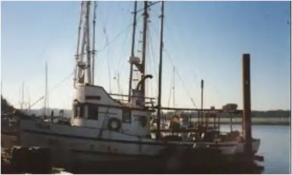 Vessel from Gabon razed down inside Calabar Channel, 20 sea men rescued