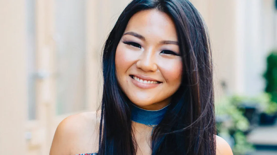 Career & Net Worth Of Ellie Lee