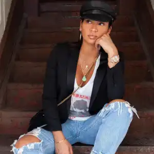 Cassie – Me & U