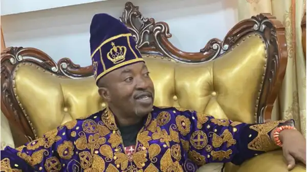 Oluwo advocates improved working conditions for policemen
