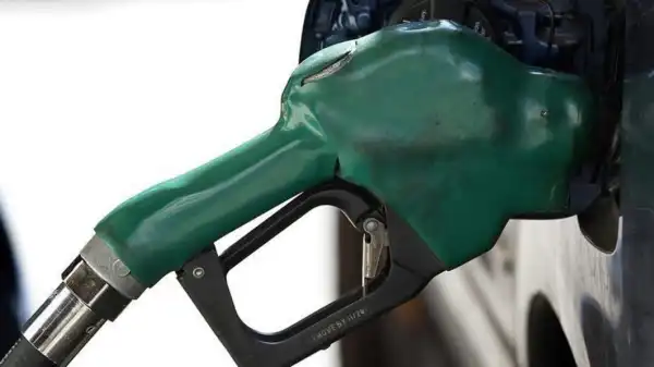 Fuel pump price: FG lauds 7 filling stations for compliance in PH