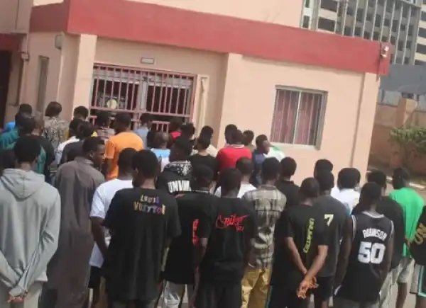 EFCC Confirms Arrest of 14 FUTA Students in Midnight Raid (Photo)