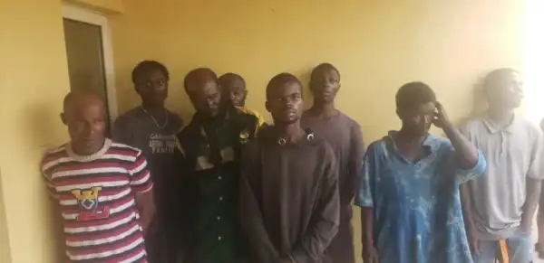 Oshodi court jails eight for phone snatching in Lagos