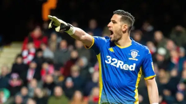 Kiko Casilla leaving Leeds for Elche