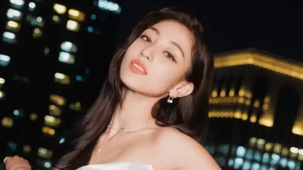Age & Career of Jihyo