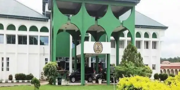 Police Seal Off Abia Assembly Complex As Lawmakers Impeach Ex-Governor Orji’s Son As Speaker
