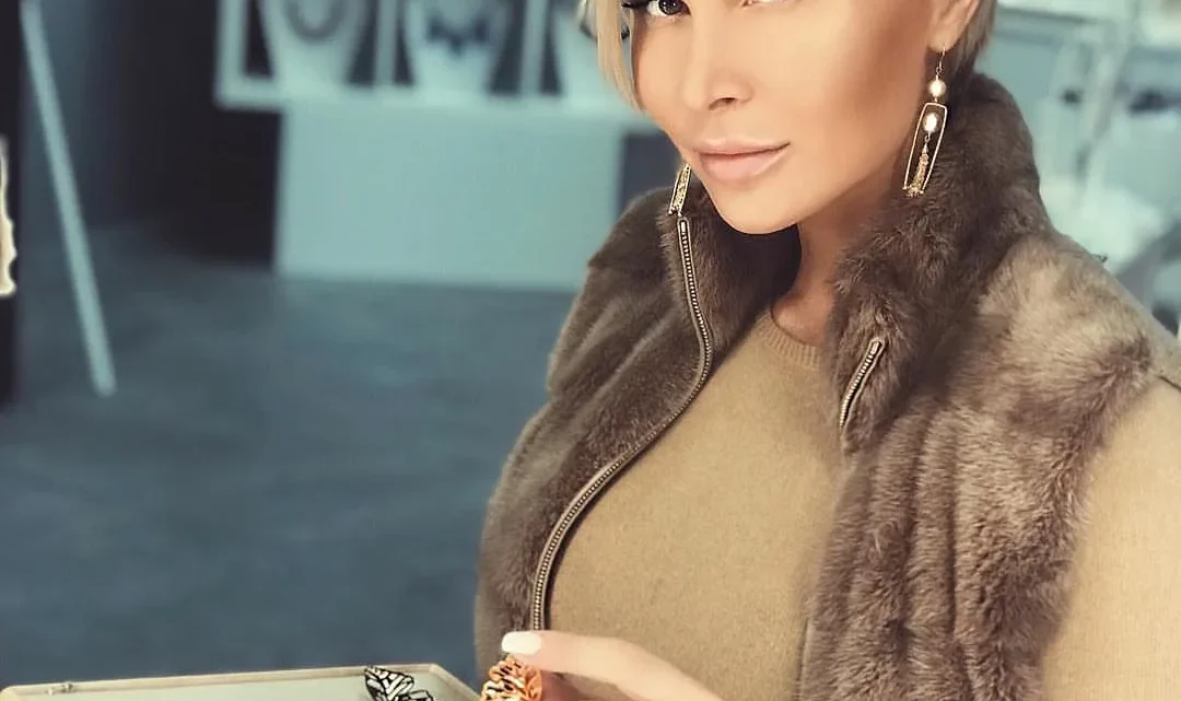 Career & Net Worth Of Elina Kamiren