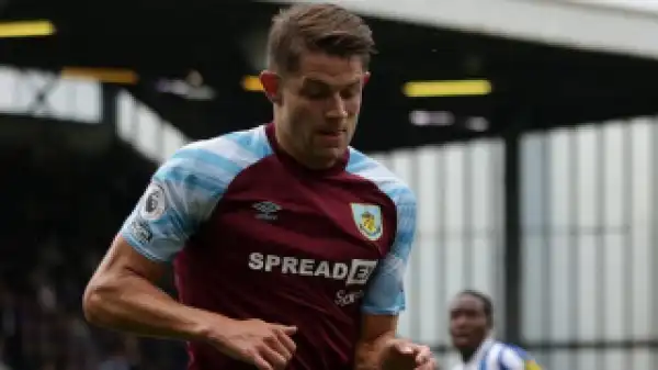 Newcastle on track to sign Burnley defender Tarkowski