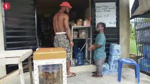 Broda Shaggi – What Is An Airbag? (Comedy Video)