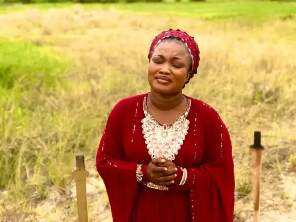 Deborah Ochaba – Ero Re
