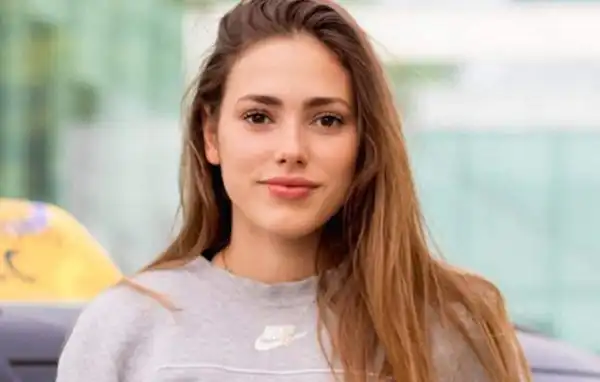 Biography & Career Of Clara Fernandez