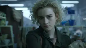 Fantastic Four: Julia Garner’s Silver Surfer Takes Human Form in Set Photos