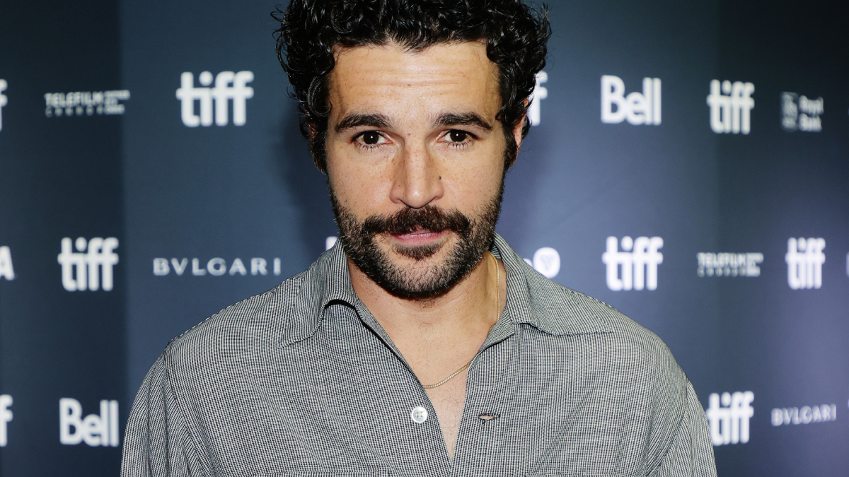 Christopher Abbott Replaces Ryan Gosling in Blumhouse’s Wolf Man, Release Date Set