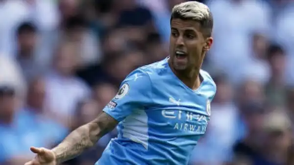 Joao Cancelo pens new Man City contract