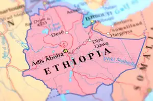 Bus accident kills 25 in Ethiopia