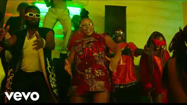 Yemi Alade Ft. Bisa Kdei – Jo Jo (Video)