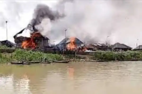 Okuama: Okoloba community intercepts local boat filled with looted materials