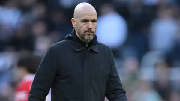 Erik ten Hag sends warning to Man Utd squad following woeful run of form