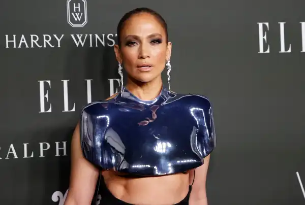 Kiss of the Spider Woman: Jennifer Lopez to Lead Musical Drama From Dreamgirls Director
