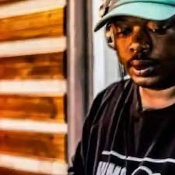 S&M Musiq – East & West ft. Dzo 729