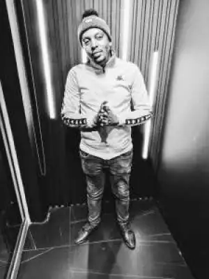Kabza De Small – Ebususku ft. Nkosazana Daughter (Pastor Snow Afro Bootleg)