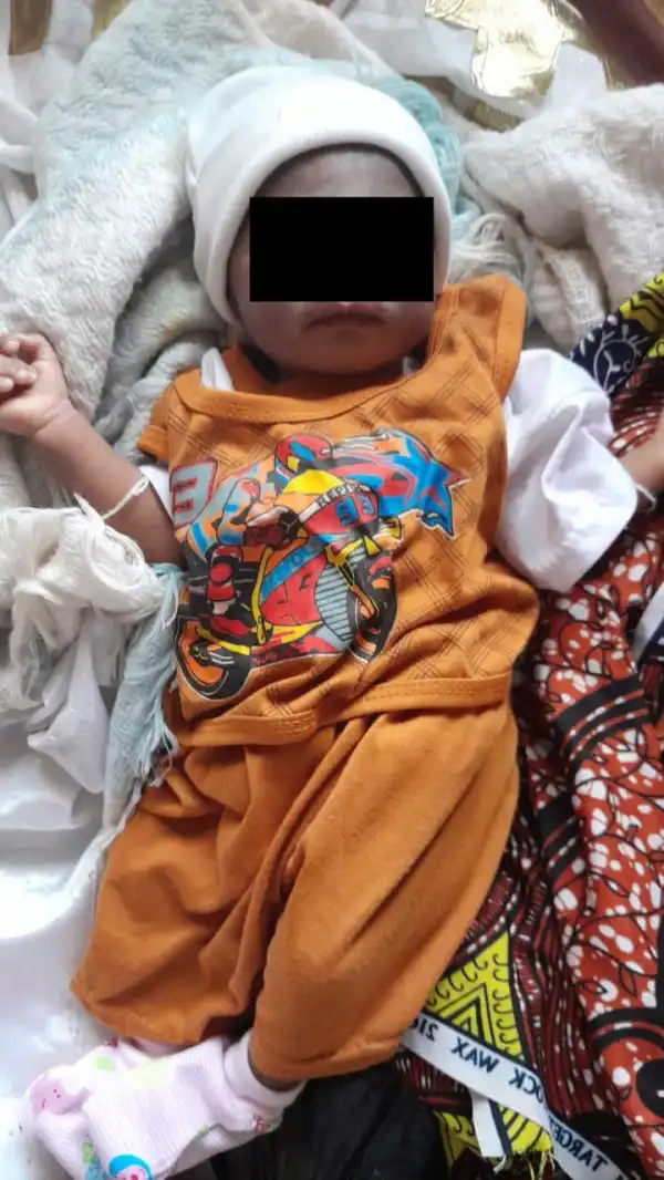 Baby Dumped And A Note Dropped By Her Side In Lagos (Photo)