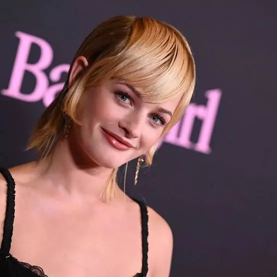 Career & Networth of Esther McGregor