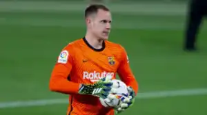 Marc-André ter Stegen returns to training at Barcelona