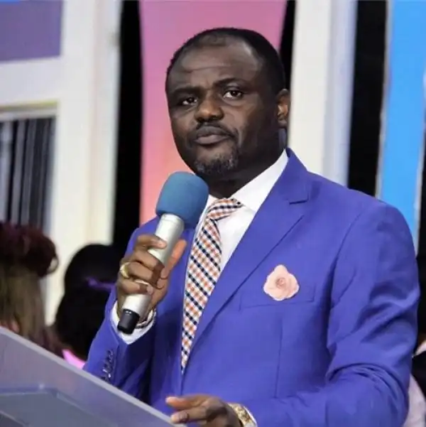 “You Don’t Have Sense ” – Pastor Tells Young Men Planning To Spend 2million Naira For A Wedding