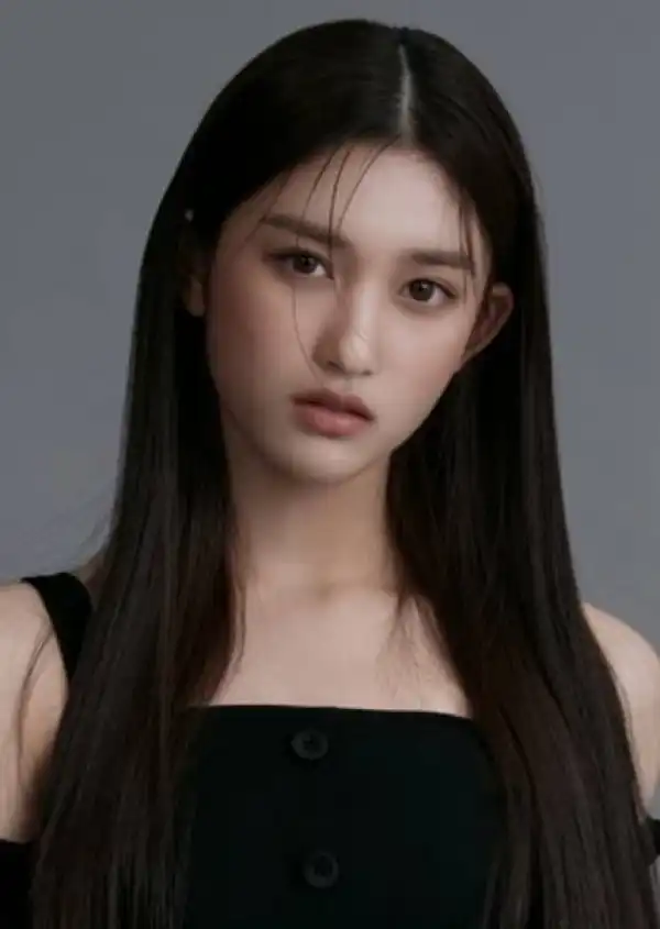 Biography & Net Worth Of Leeseo