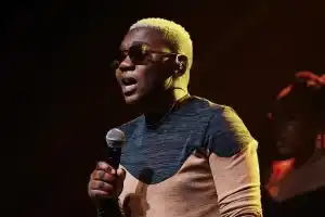 Aymos – Lyf Styl (Live at Jazzworx) Ft. Mas Musiq