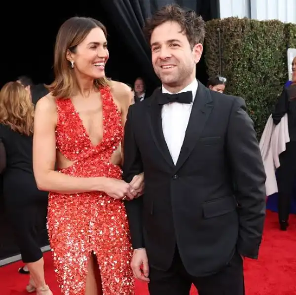 Biography & Career Of Taylor Goldsmith