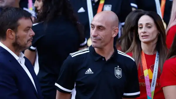 Luis Rubiales confirms he