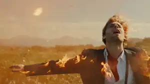 5 Seconds of Summer - Older ft. Sierra Deaton (Video)